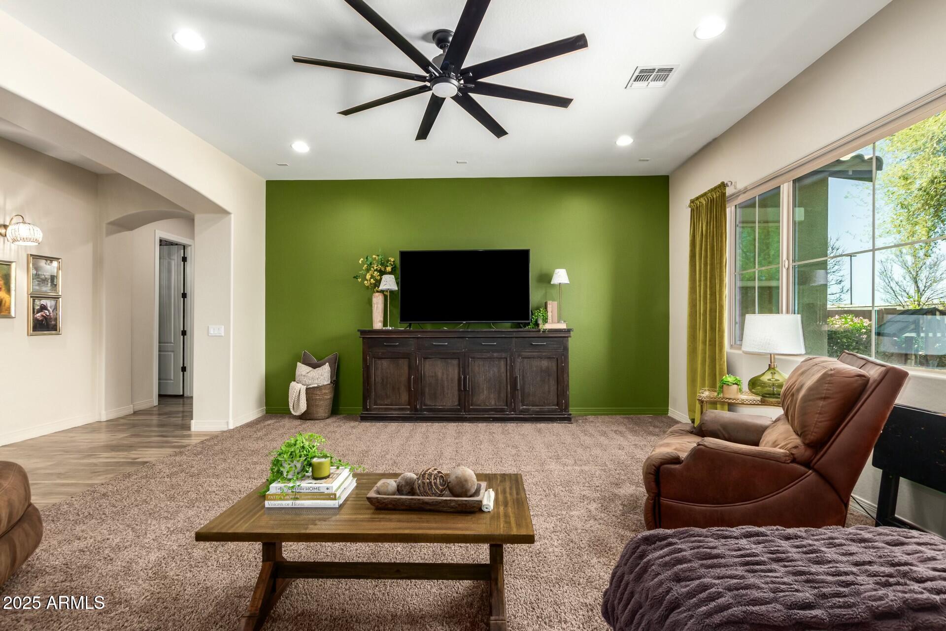 Gilbert, Arizona, 85297, United States, 4 Bedrooms Bedrooms, ,Residential,For Sale,1744665