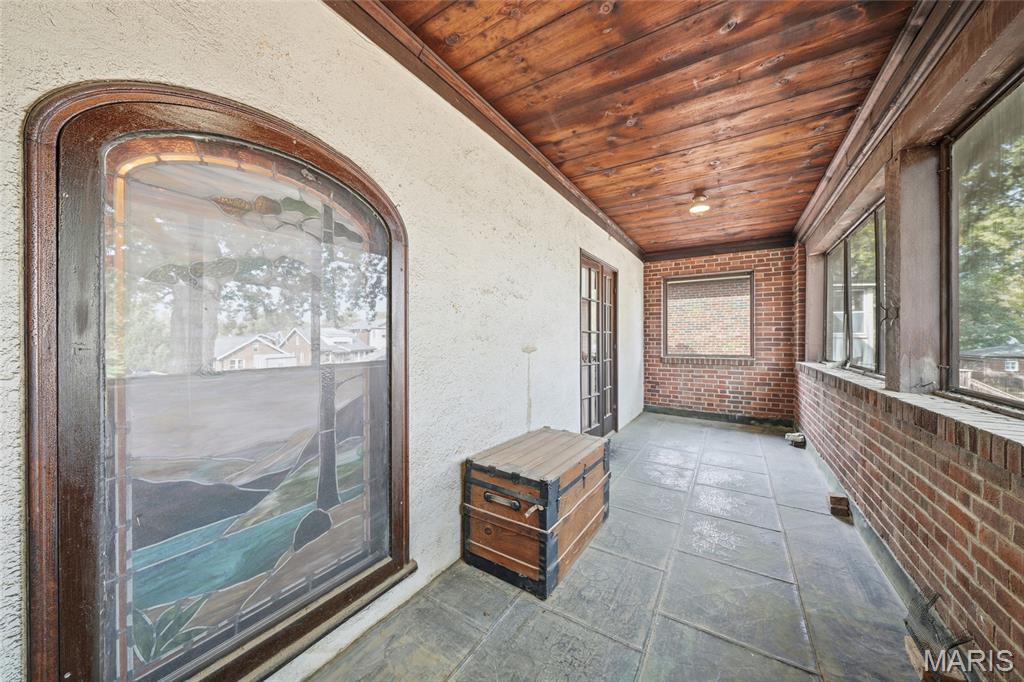 St Louis, Missouri, 63116, United States, 3 Bedrooms Bedrooms, ,2 BathroomsBathrooms,Residential,For Sale,1991681