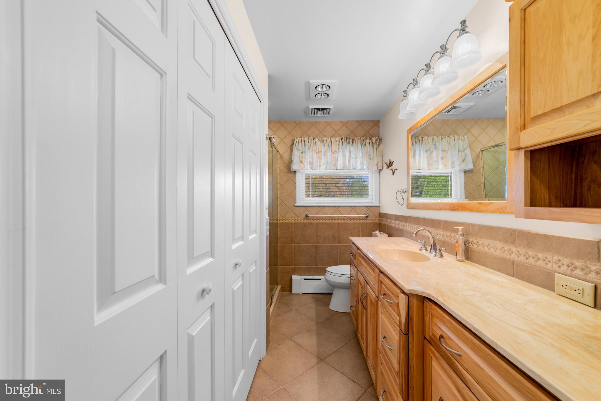 TELFORD, Pennsylvania, 18969, United States, 3 Bedrooms Bedrooms, ,2 BathroomsBathrooms,Residential,For Sale,1983098