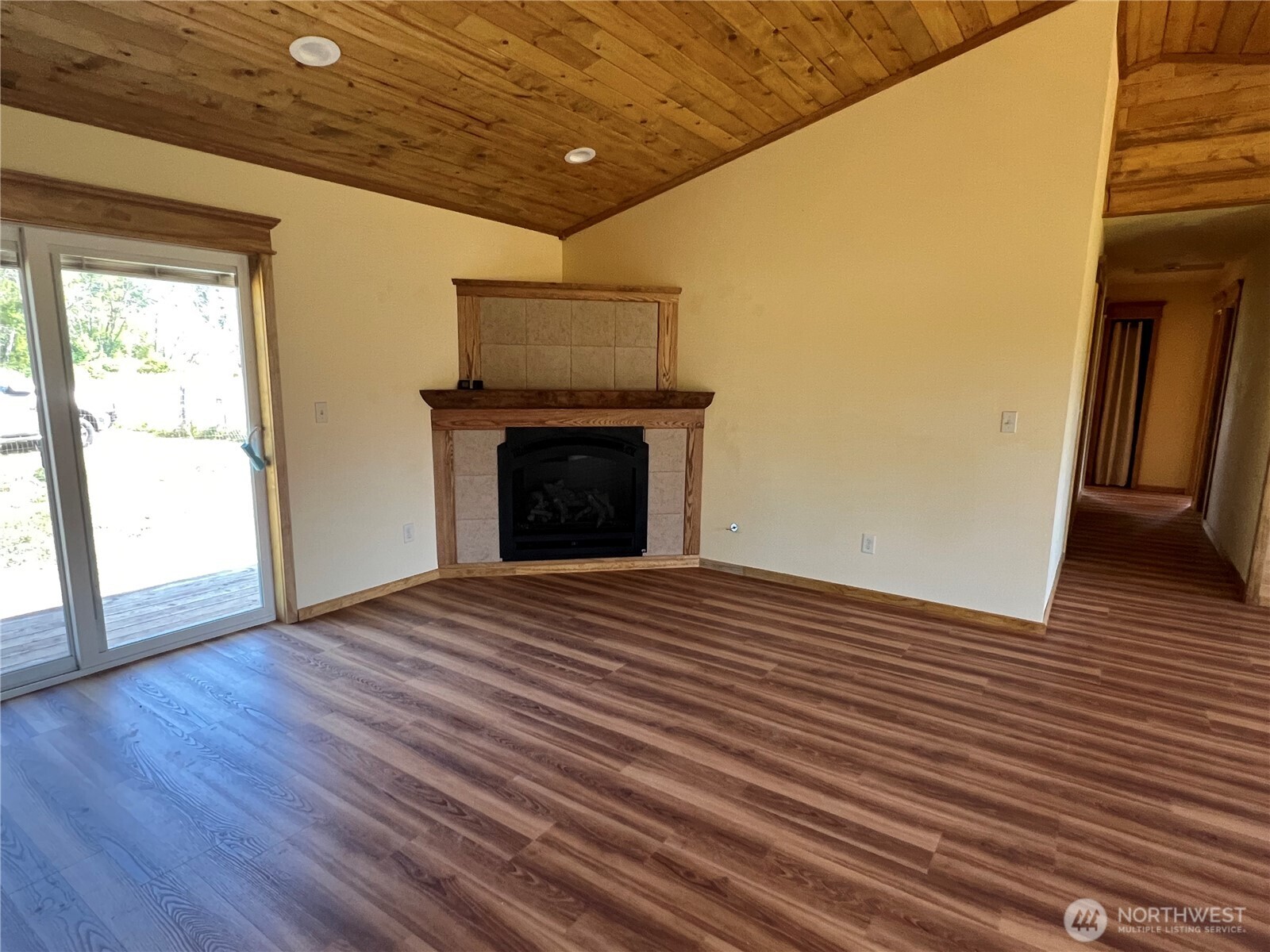 Glenoma, Washington, 98336, United States, 3 Bedrooms Bedrooms, ,1 BathroomBathrooms,Residential,For Sale,1981079