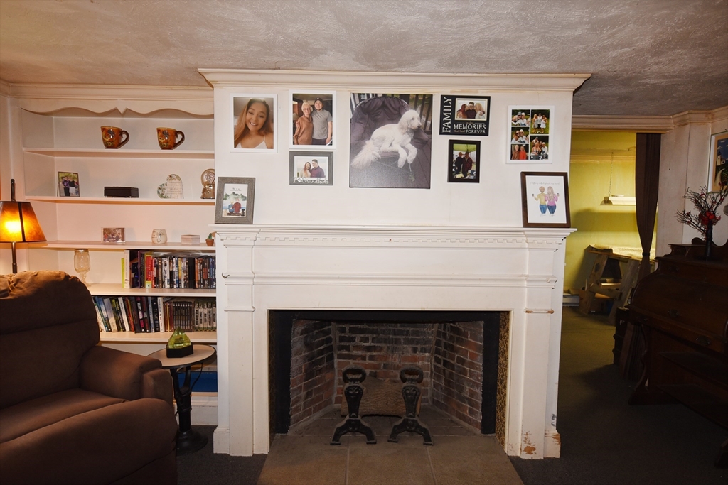 Rockland, Massachusetts, 02370, United States, 3 Bedrooms Bedrooms, ,2 BathroomsBathrooms,Residential,For Sale,1903507