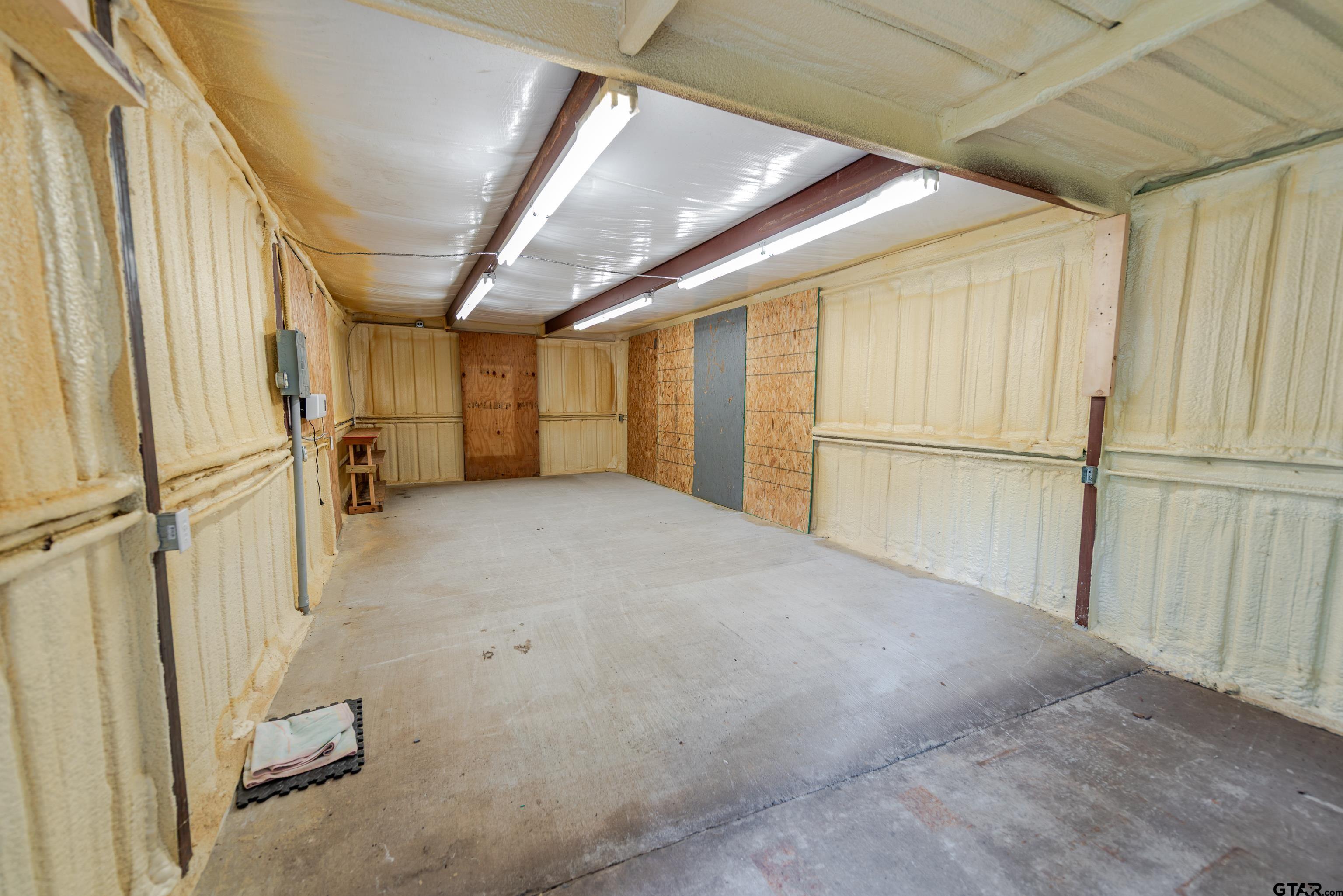 Mount Pleasant, Texas, 75455, United States, 5 Bedrooms Bedrooms, ,4 BathroomsBathrooms,Residential,For Sale,1975912