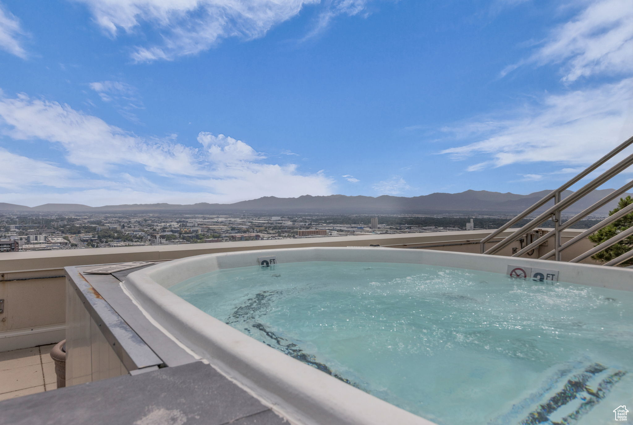 Salt Lake City, Utah, 84101, United States, 2 Bedrooms Bedrooms, ,1 BathroomBathrooms,Residential,For Sale,1898855