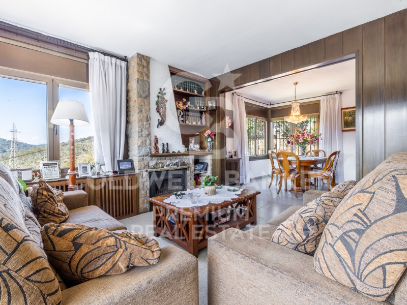 Sant Cugat del Vallès, Catalonia, ES, 5 Bedrooms Bedrooms, ,2 BathroomsBathrooms,Residential,For Sale,1759701