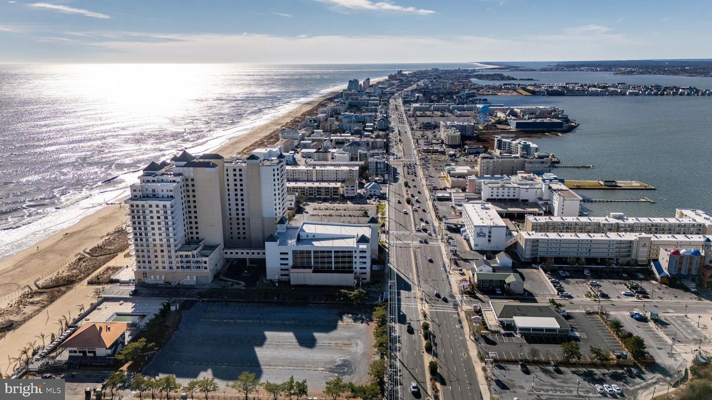 2 48th Street Unit 214, Ocean City, Maryland, 21842, United States, 3 Bedrooms Bedrooms, ,3 BathroomsBathrooms,Residential,For Sale,2 48th Street Unit 214,1676499