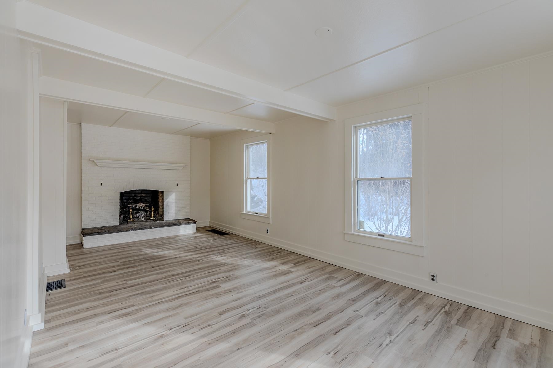  5798 West Woodstock Road - 物件實景