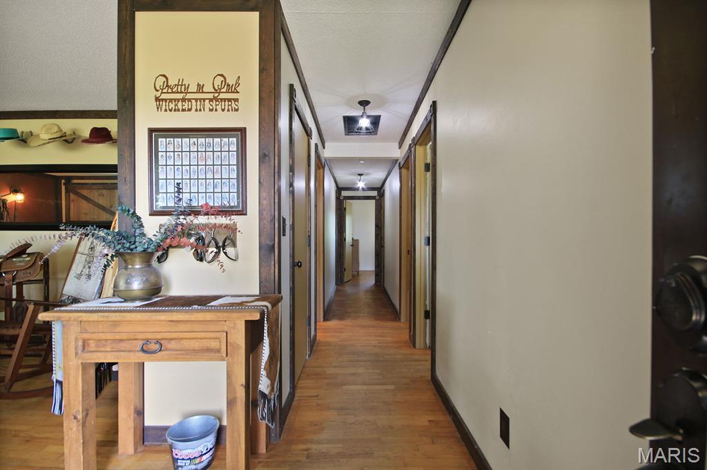 Lebanon, Missouri, 65536, United States, 3 Bedrooms Bedrooms, ,2 BathroomsBathrooms,Residential,For Sale,1982257