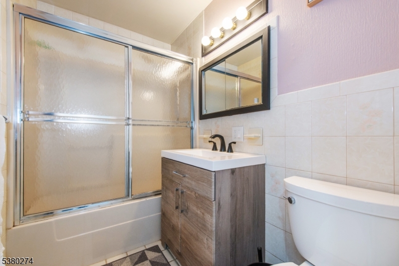 Clifton City, New Jersey, 07012, United States, 4 Bedrooms Bedrooms, ,2 BathroomsBathrooms,Residential,For Sale,1940862