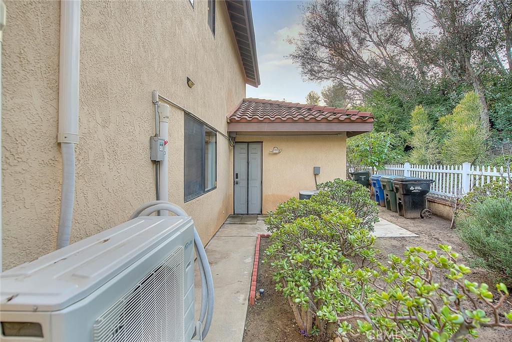 Phillips Ranch, California, 91766, United States, 4 Bedrooms Bedrooms, ,3 BathroomsBathrooms,Residential,For Sale,1998468