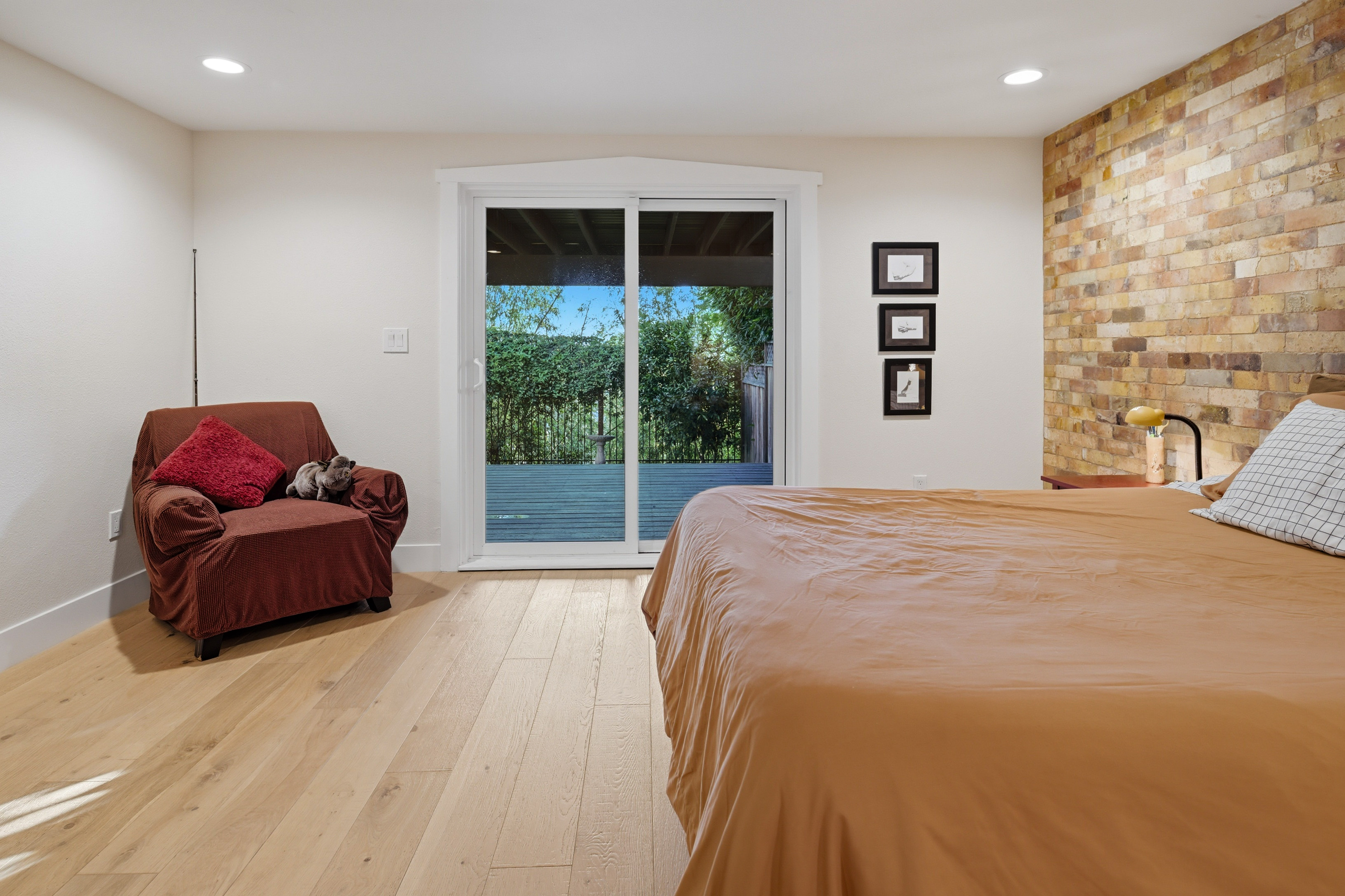  Timeless Downtown Elegance in Hayward’s Historic Prospect Hill - 物件實景