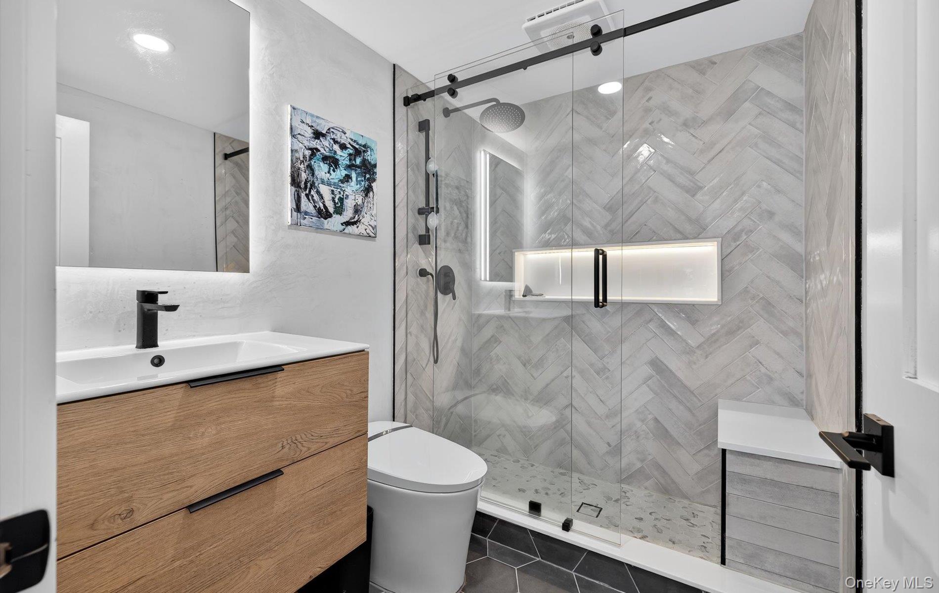 Northport, New York, 11768, United States, 2 Bedrooms Bedrooms, ,2 BathroomsBathrooms,Residential,For Sale,1941048