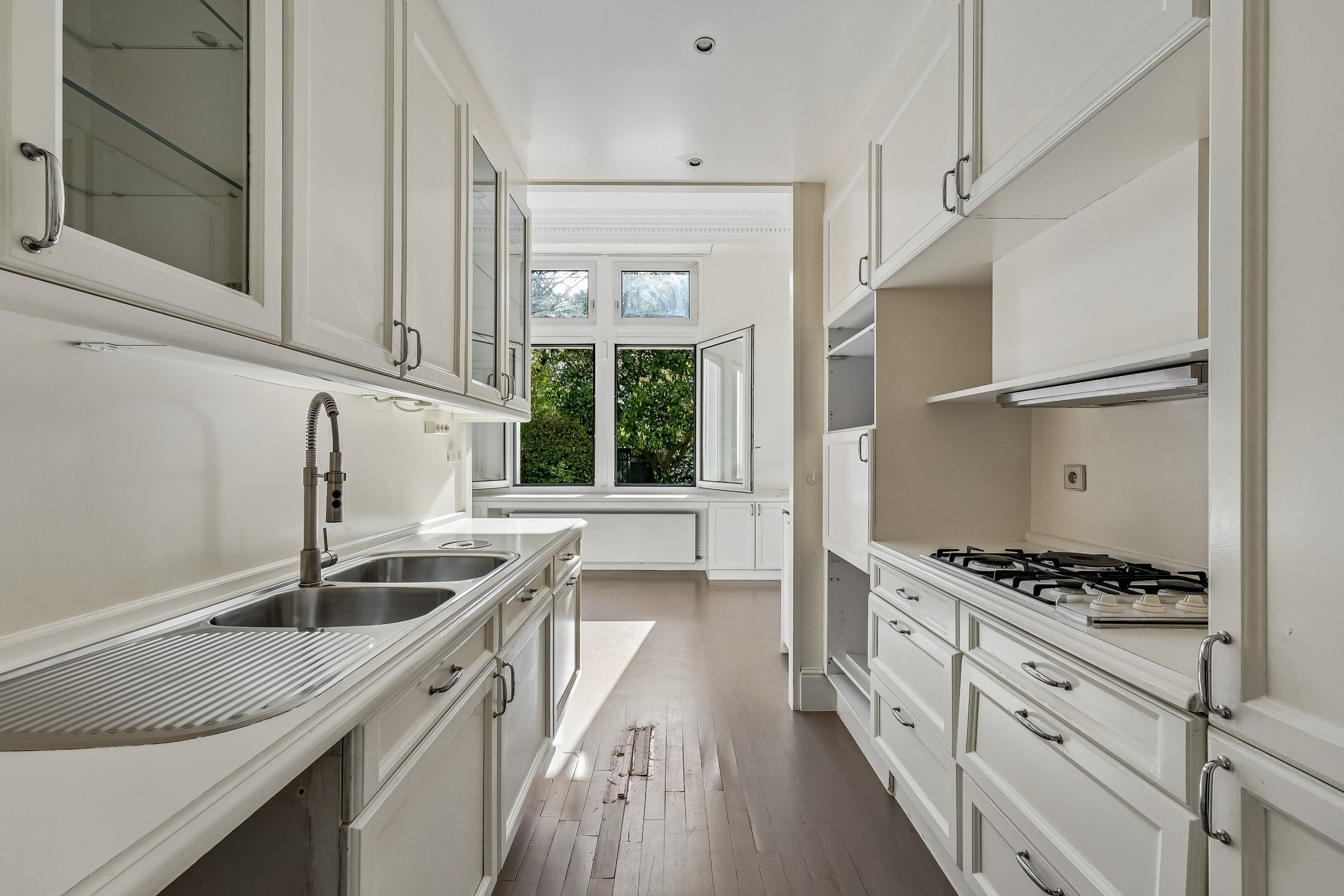  NEUILLY-SUR-SEINE / CHÂTEAU DE MADRID / Family apartment with garden - 物件實景