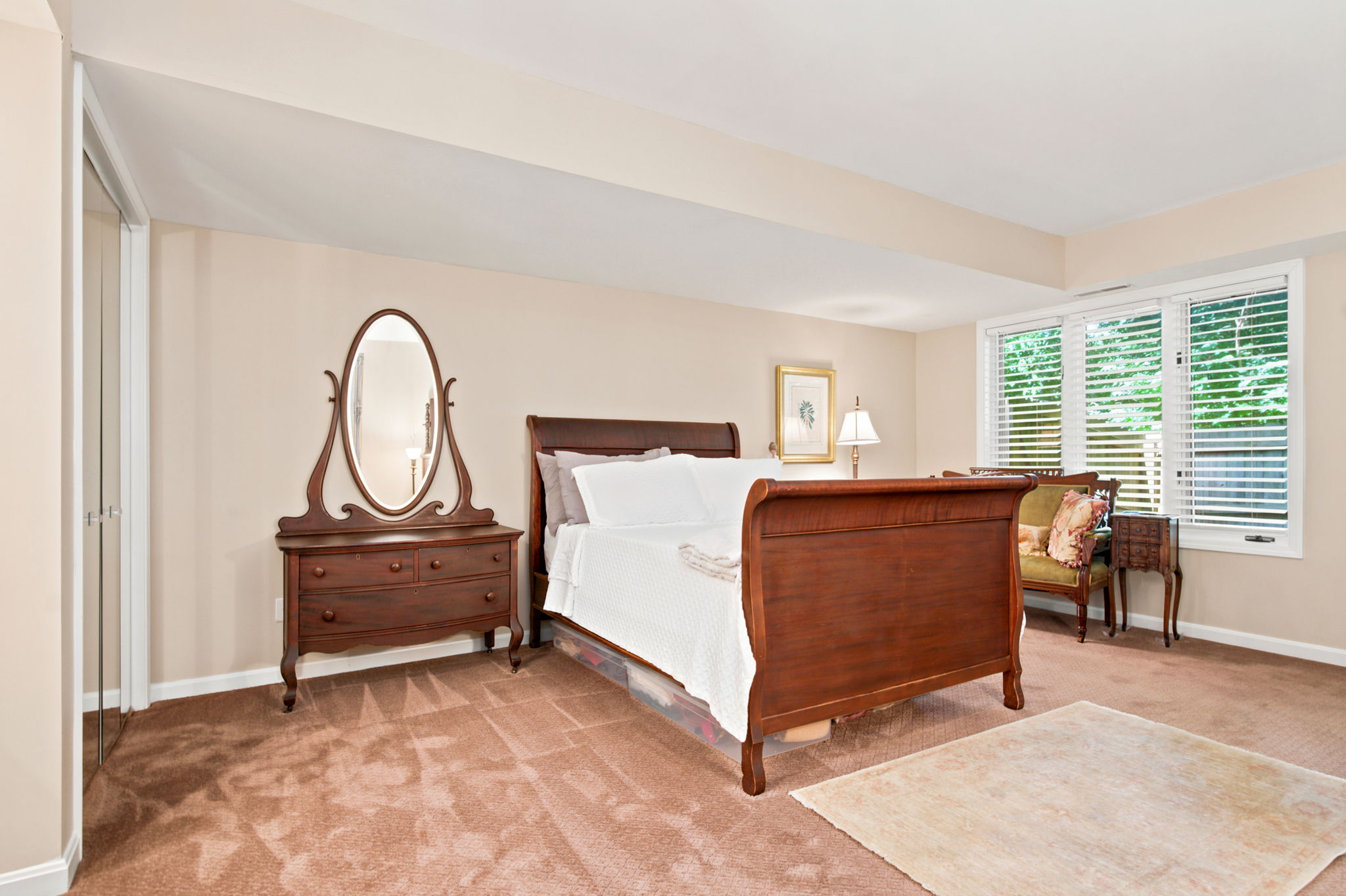  5403 Indian Woods Drive, Louisville, KY 40207 - 物件實景