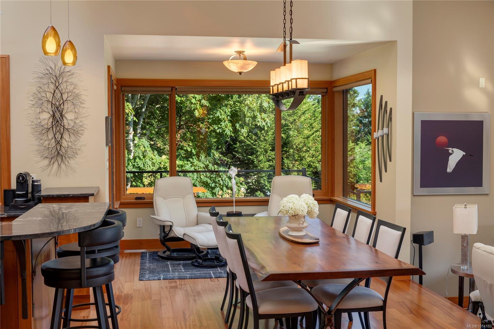 CENTRAL SAANICH, British Columbia, V8M 1S2, CA, 3 Bedrooms Bedrooms, ,Residential,For Sale,1950978