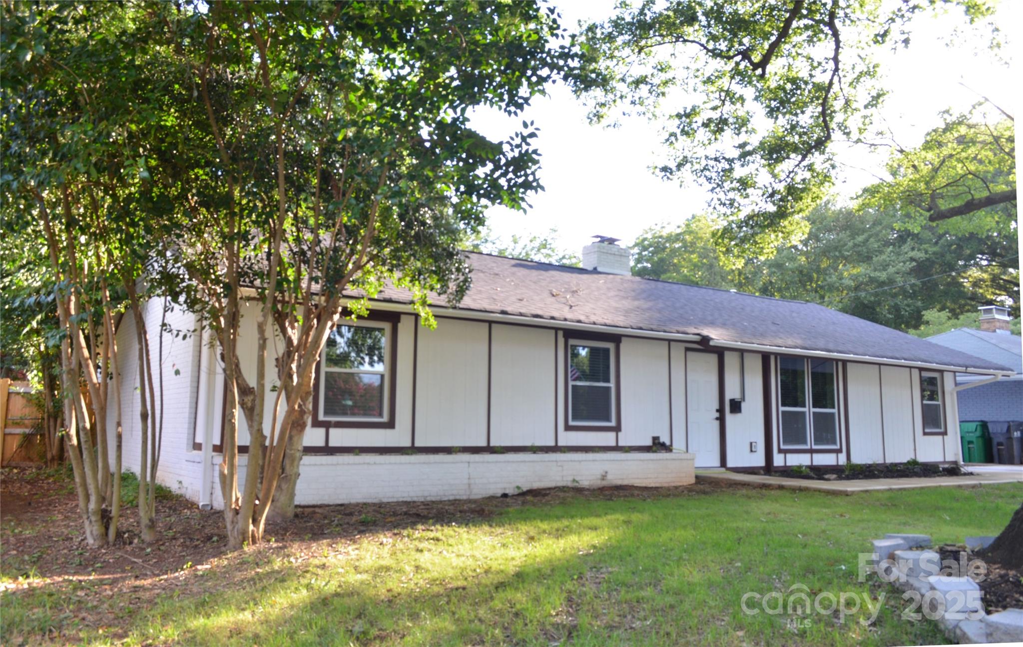 Charlotte, North Carolina, 28210, United States, 3 Bedrooms Bedrooms, ,3 BathroomsBathrooms,Residential,For Sale,1836887