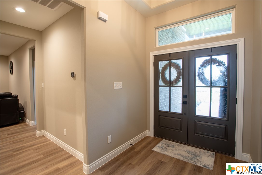 Victoria, Texas, 77904, United States, 4 Bedrooms Bedrooms, ,4 BathroomsBathrooms,Residential,For Sale,1818575