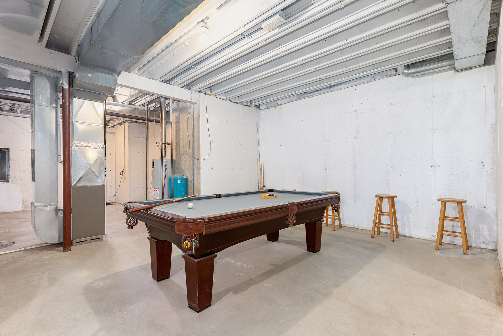 Custer Park, Illinois, 60481, United States, 4 Bedrooms Bedrooms, ,3 BathroomsBathrooms,Residential,For Sale,1977920