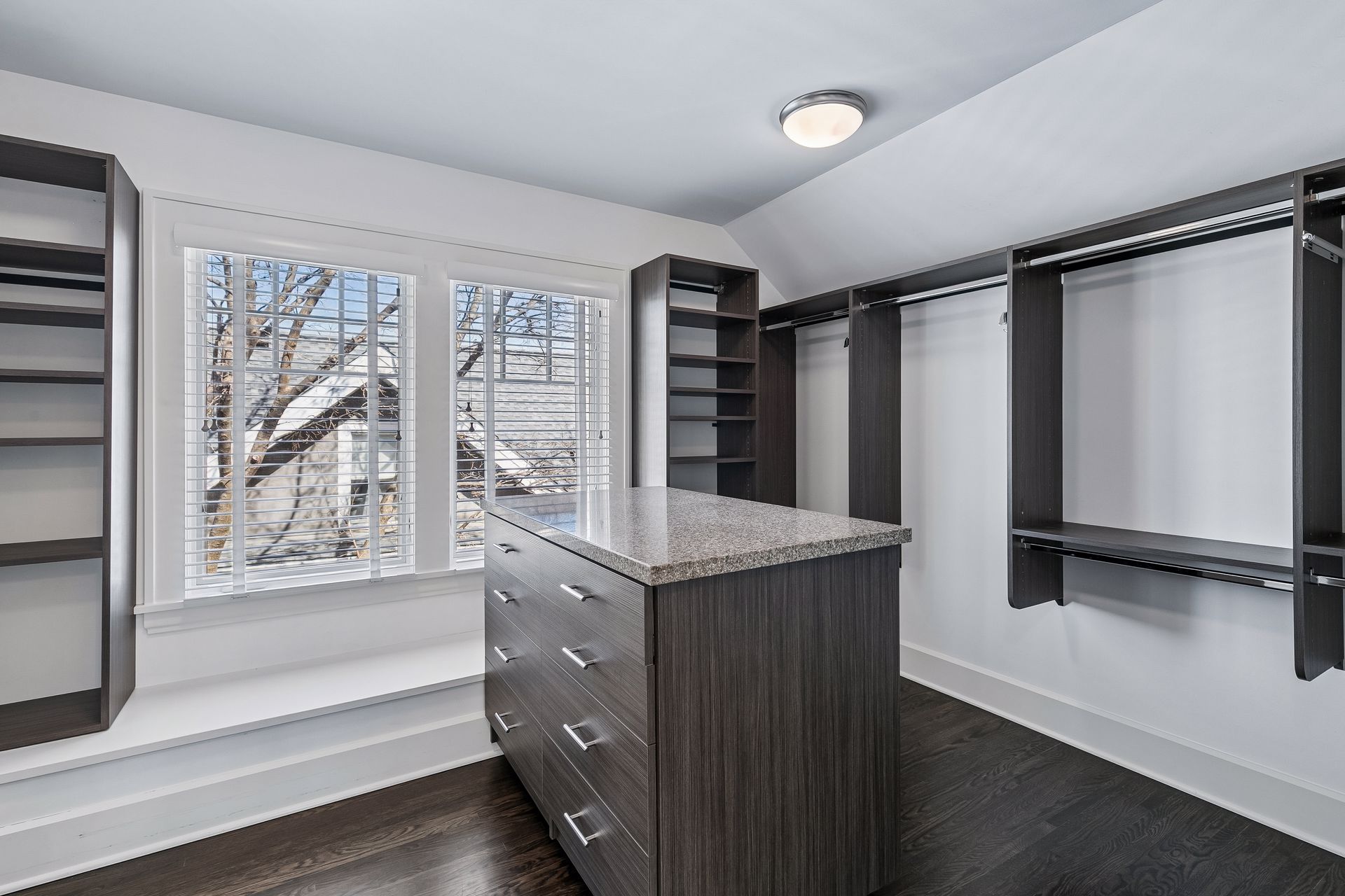  2310 Humboldt Avenue South, Minneapolis, MN 55405 - 物件實景