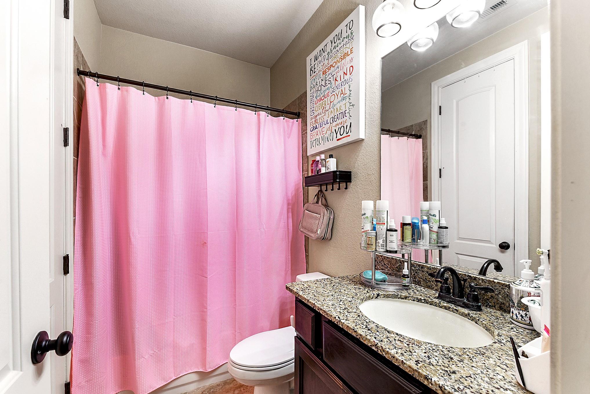 Katy, Texas, 77494, United States, 5 Bedrooms Bedrooms, ,5 BathroomsBathrooms,Residential,For Sale,2048040