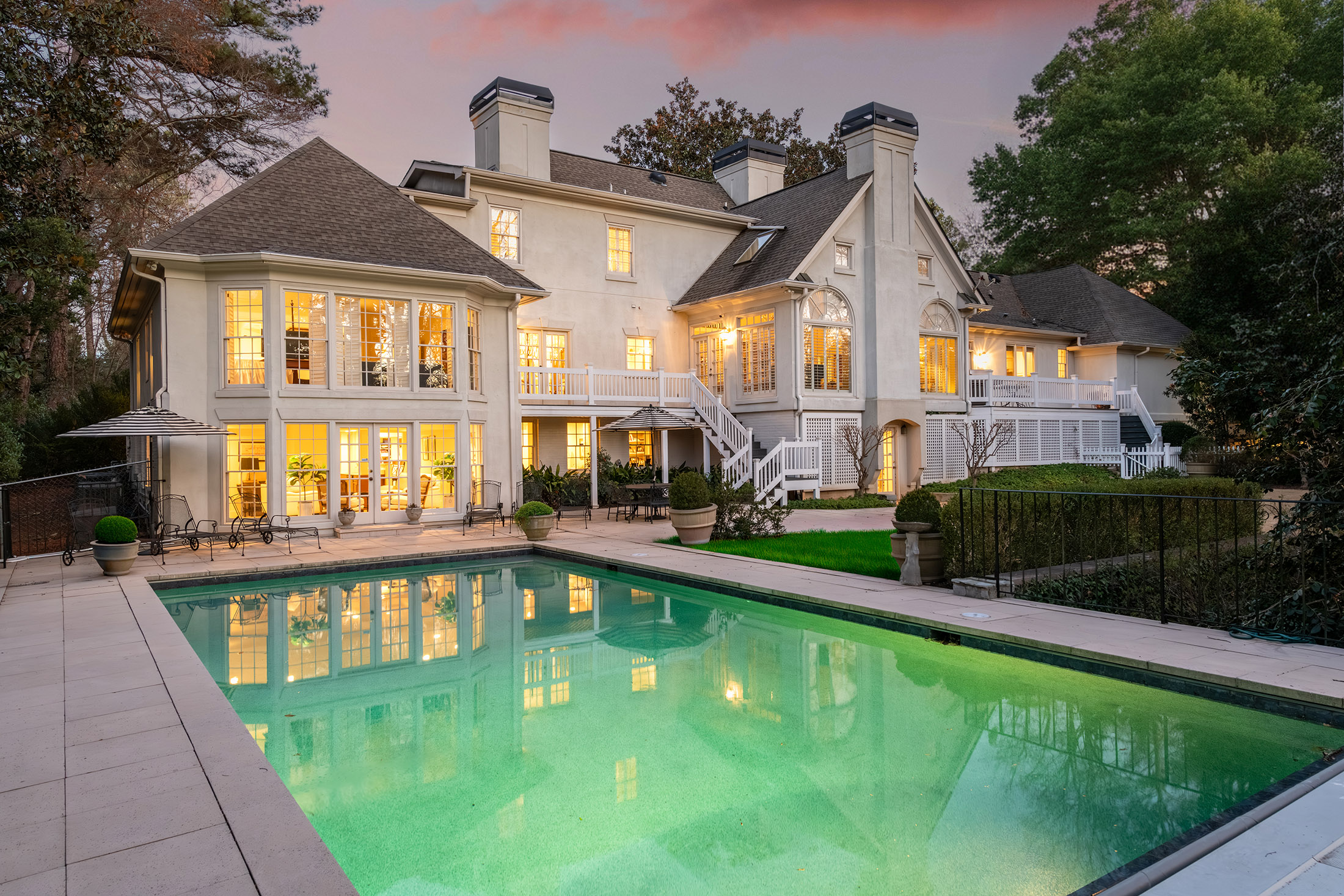  Elegant Traditional Home in Buckhead