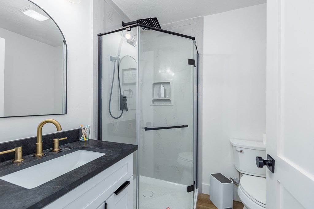 Huntington, Texas, 75949, United States, 4 Bedrooms Bedrooms, ,3 BathroomsBathrooms,Residential,For Sale,2009235