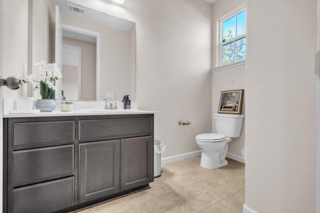 Fairfield, California, 94533, United States, 4 Bedrooms Bedrooms, ,3 BathroomsBathrooms,Residential,For Sale,2033917