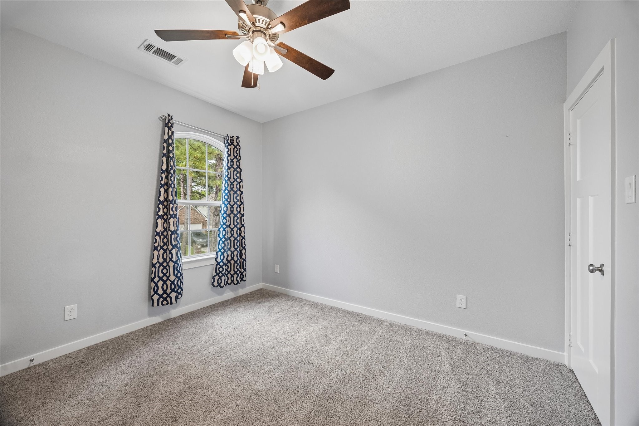  13219 Salem Circle - 物件實景