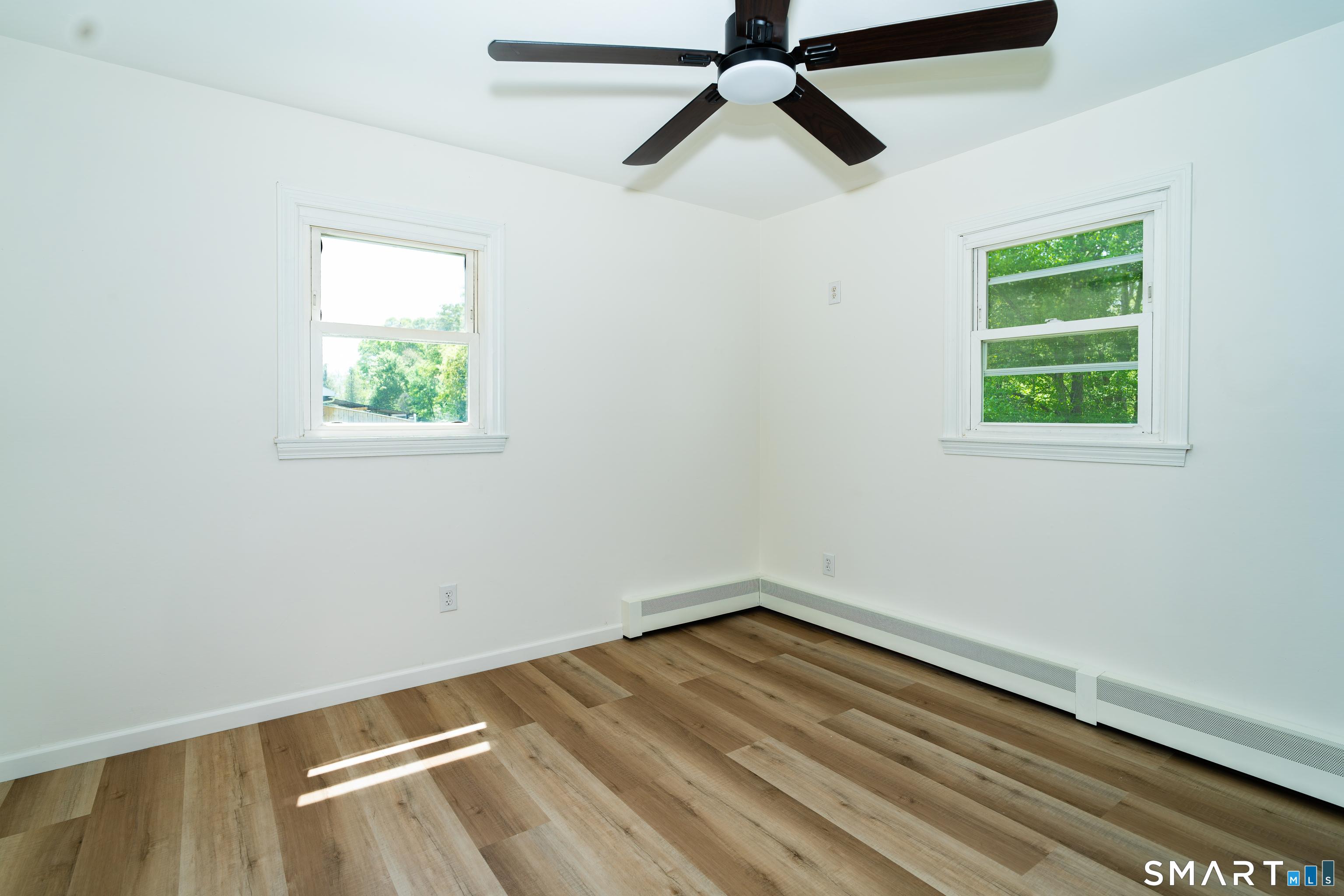 476, Connecticut, 06378, United States, 3 Bedrooms Bedrooms, ,2 BathroomsBathrooms,Residential,For Sale,2025073