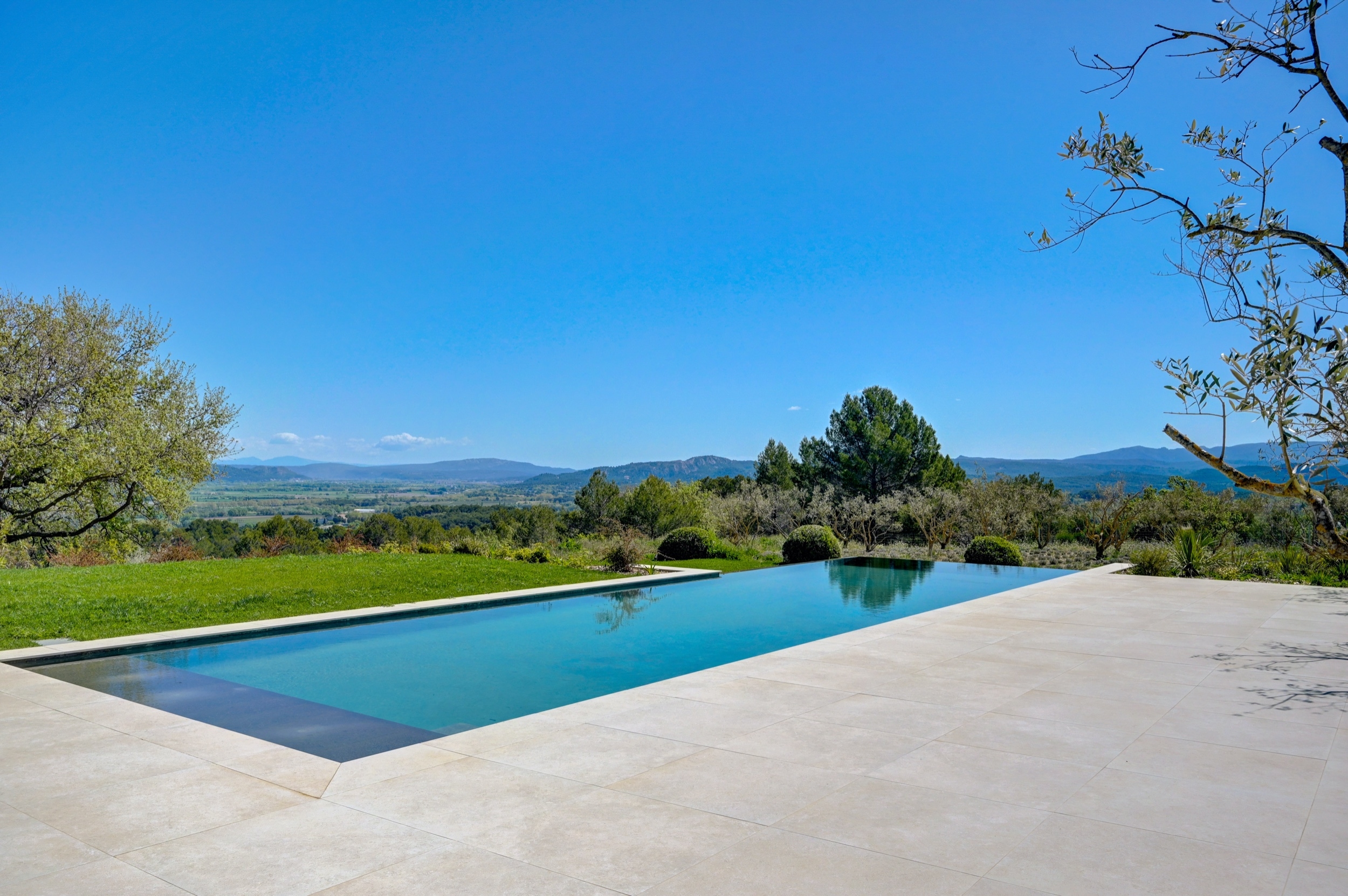  Exceptional Provençal Estate – Fully Renovated Luxury between Sainte-Victoire a… - 物件實景