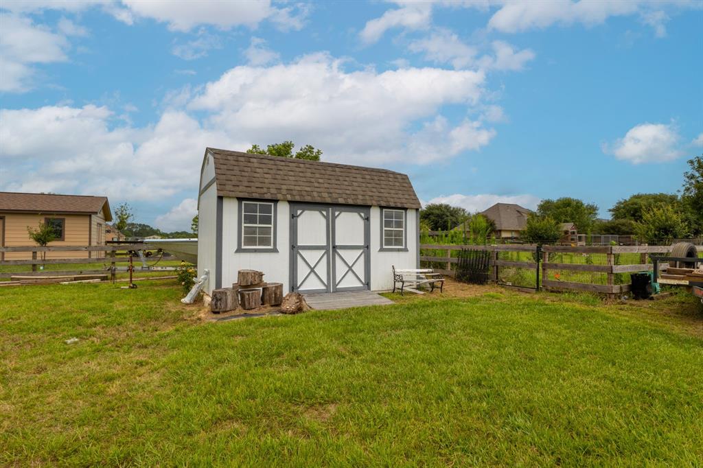 Sealy, Texas, 77474, United States, 3 Bedrooms Bedrooms, ,2 BathroomsBathrooms,Residential,For Sale,1846836