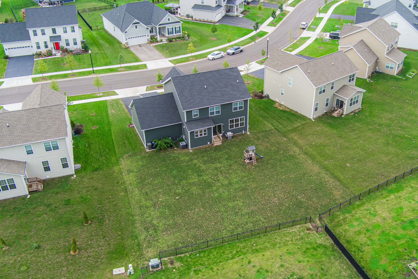 Elgin, Illinois, 60124, United States, 4 Bedrooms Bedrooms, ,3 BathroomsBathrooms,Residential,For Sale,1941075