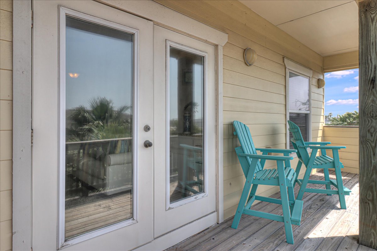 Port Aransas, Texas, 78373, United States, 3 Bedrooms Bedrooms, ,3 BathroomsBathrooms,Residential,For Sale,1984439