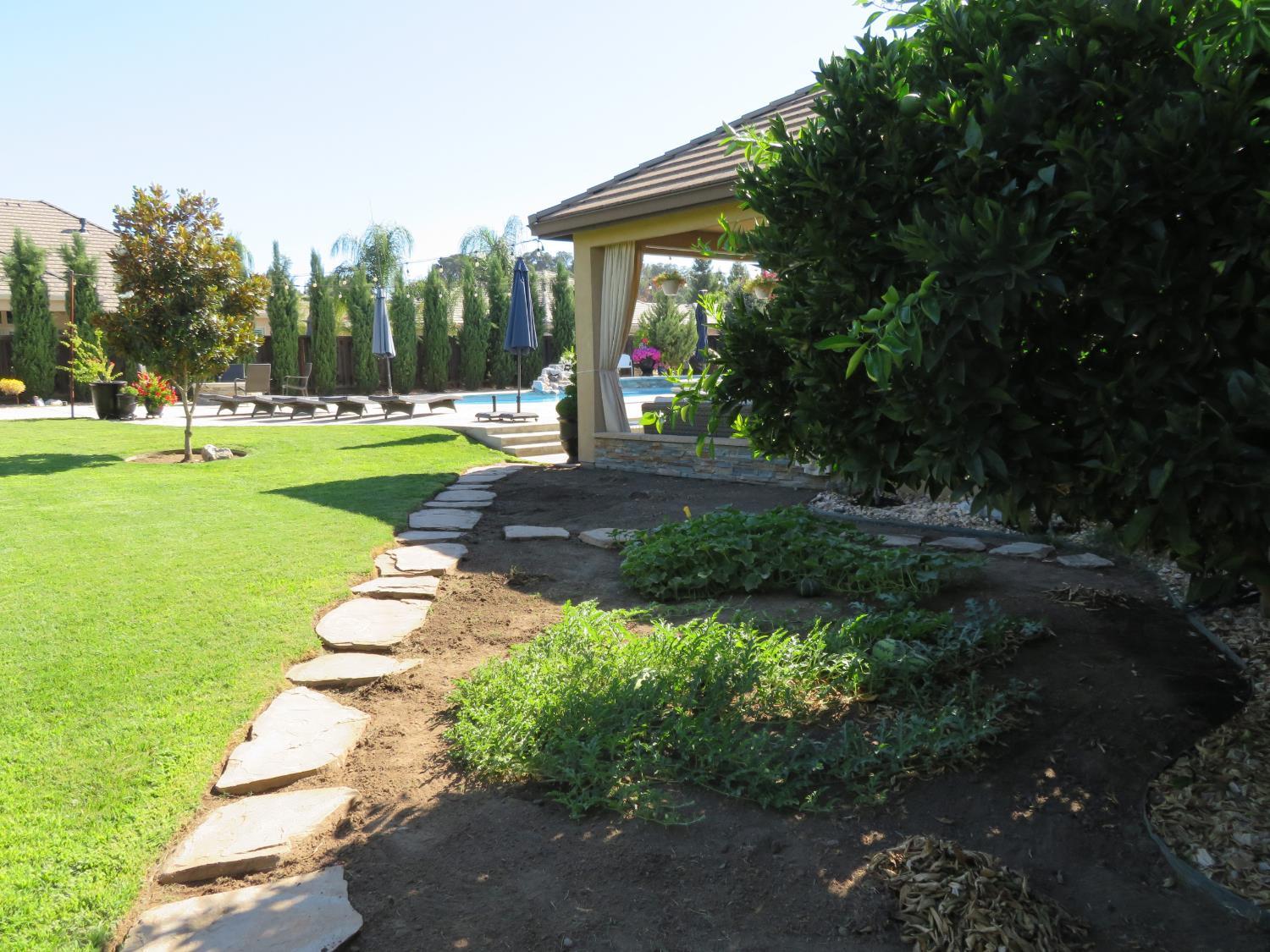 Oakdale, California, 95361, United States, 3 Bedrooms Bedrooms, ,4 BathroomsBathrooms,Residential,For Sale,1905843