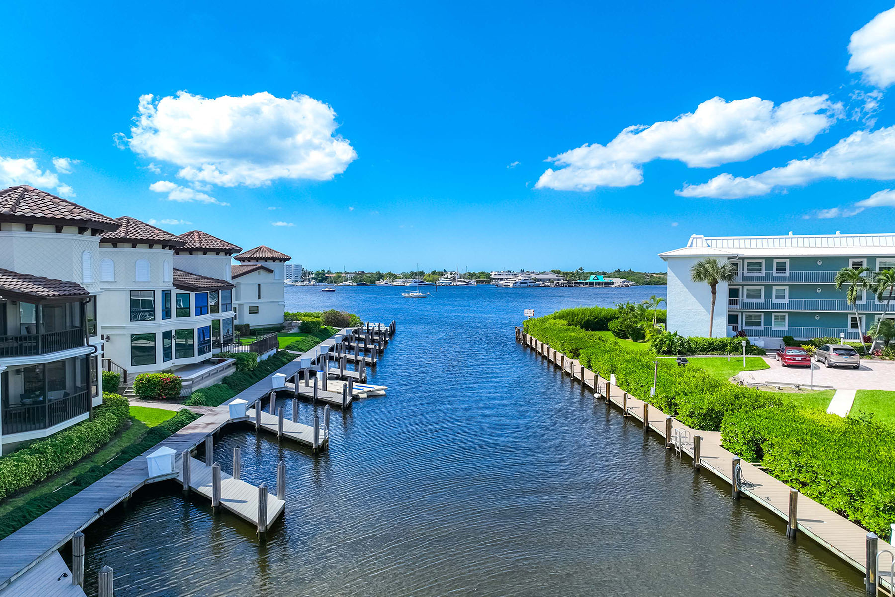  ROYAL HARBOR - BAYVIEW ESTATES - 物件實景