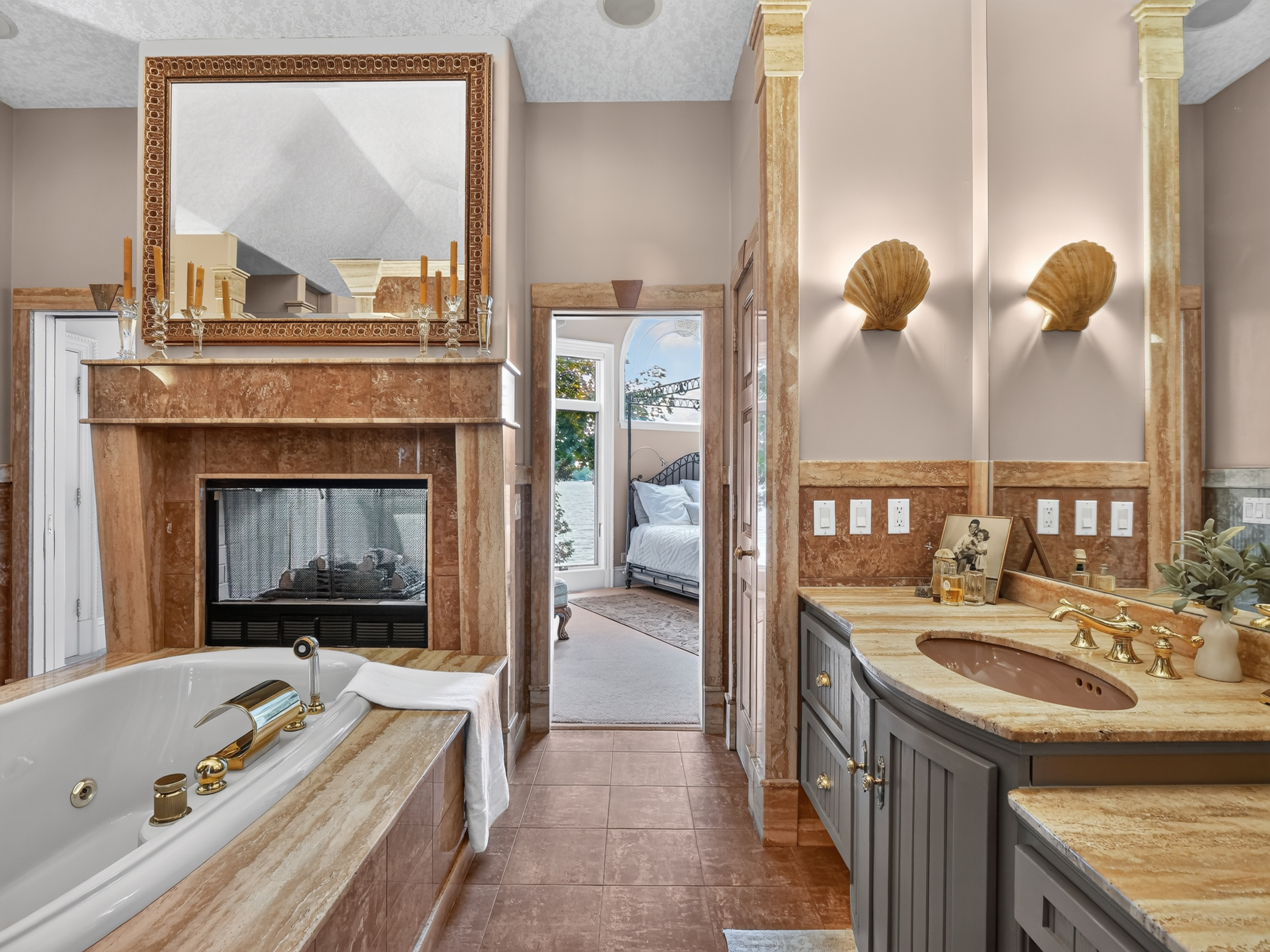  Timeless 4 Bedroom Home on Lake Tippecanoe - 物件實景