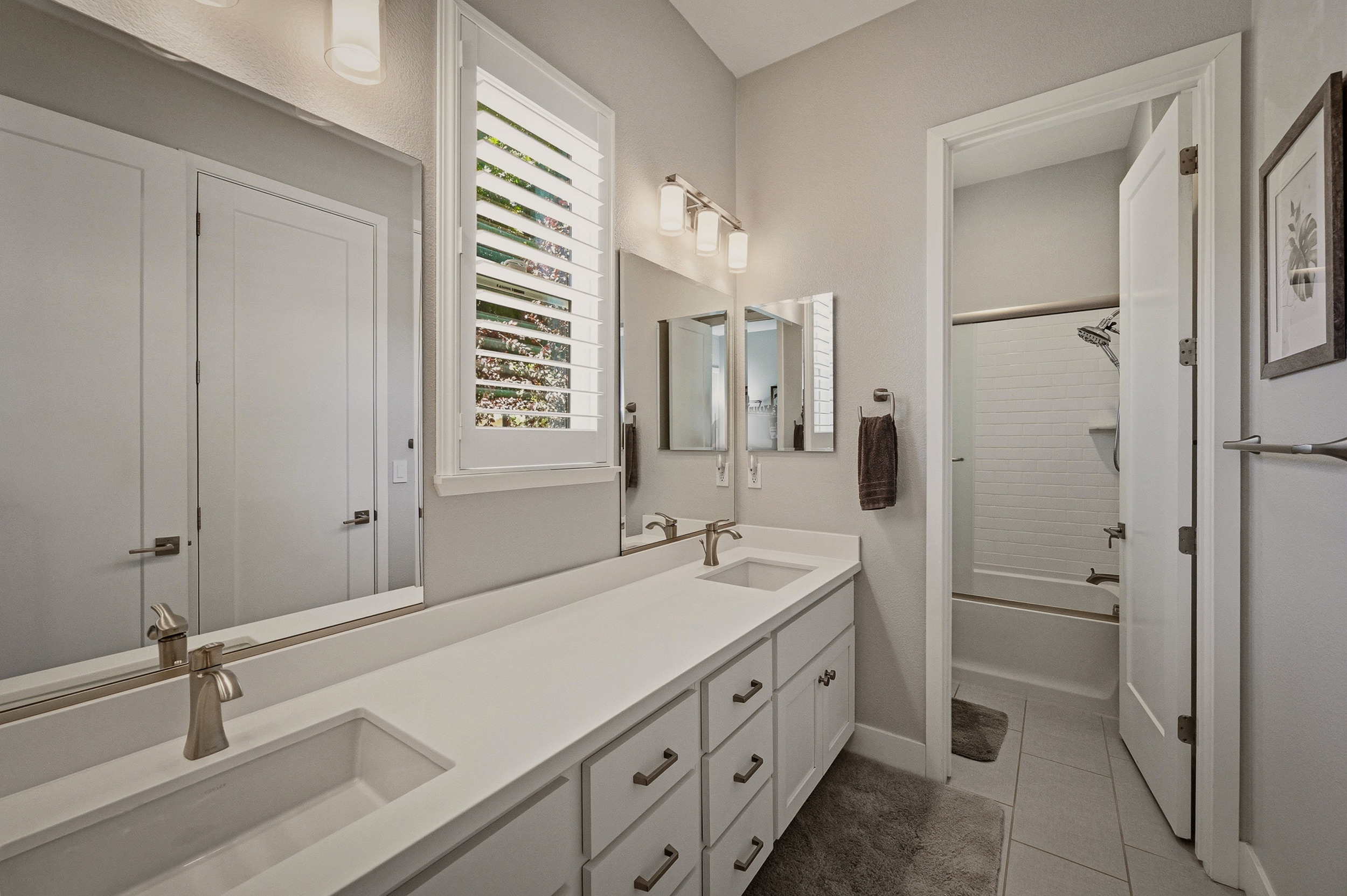  Desirable Newer North Napa Home - 物件實景