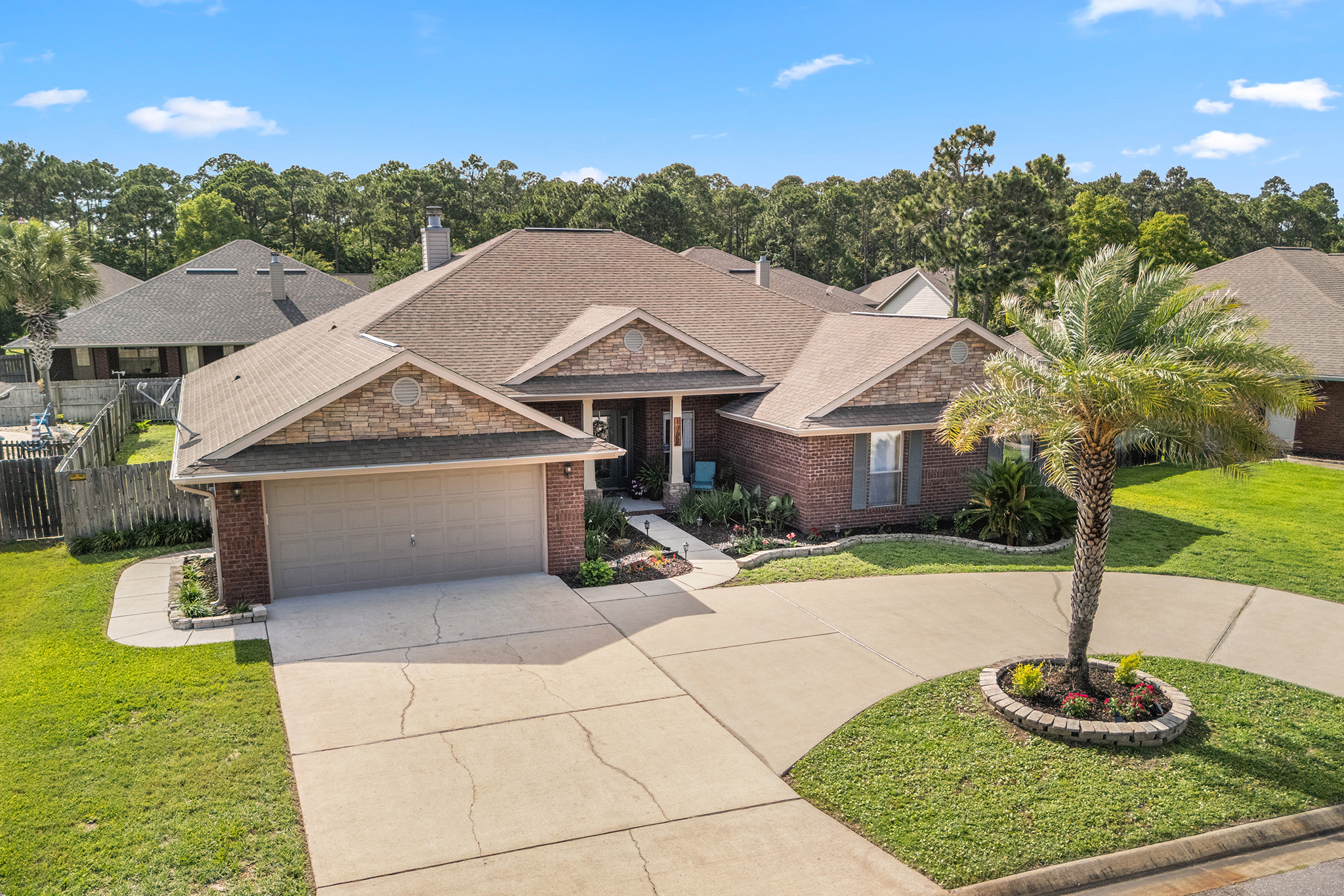  Spacious Craftsman in Summerset Estates - 物件實景