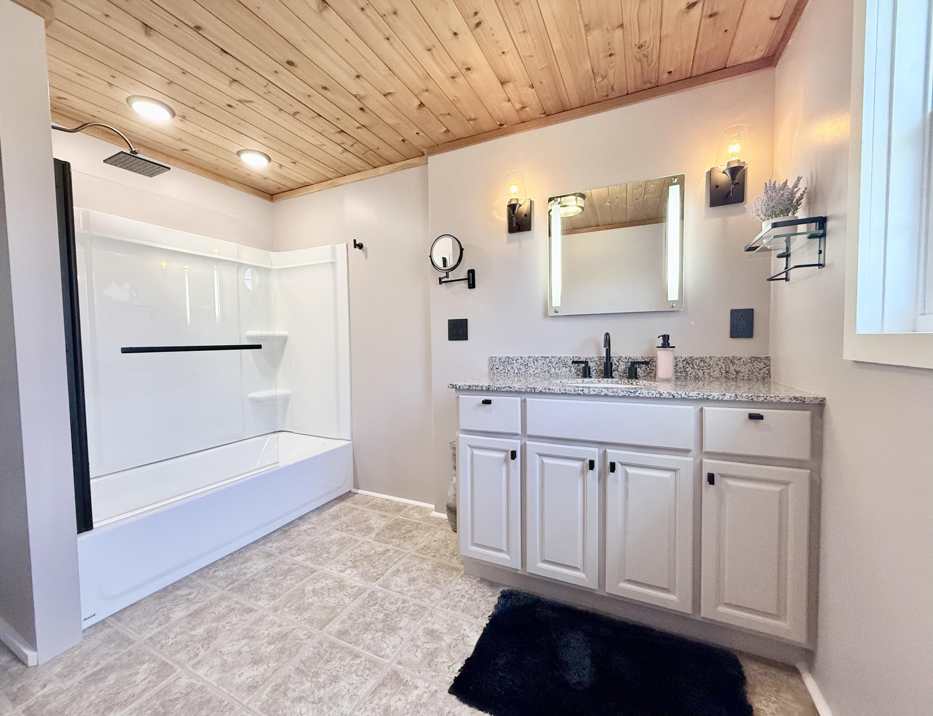 Plattsburgh, New York, 12901, United States, 3 Bedrooms Bedrooms, ,2 BathroomsBathrooms,Residential,For Sale,2048096