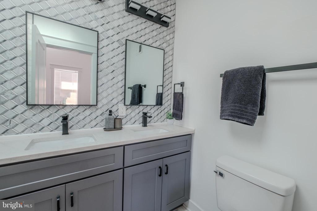 Washington, District of Columbia, 20011, United States, 4 Bedrooms Bedrooms, ,4 BathroomsBathrooms,Residential,For Sale,1895045
