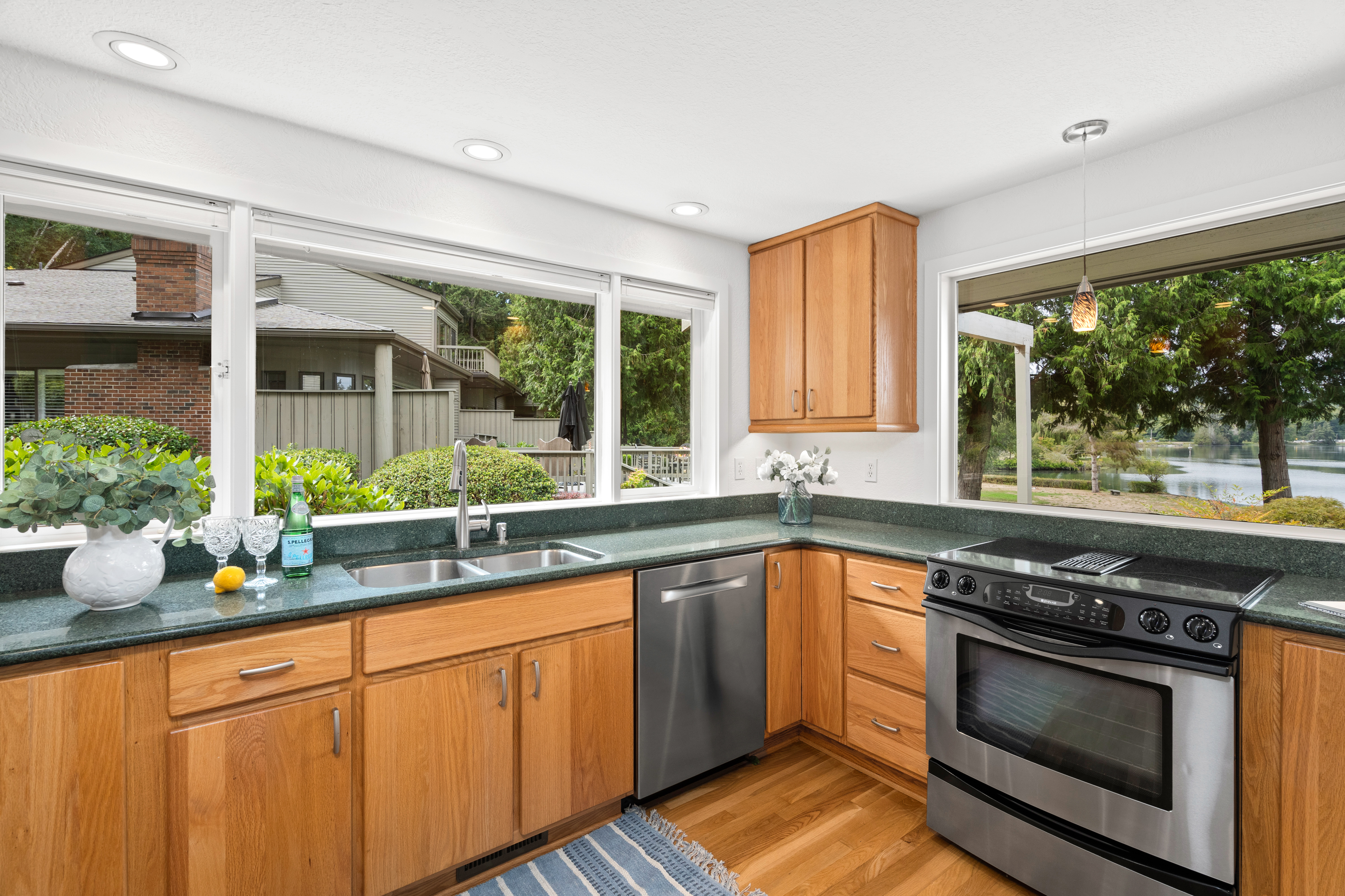  1804 Eagle Harbor Lane NE Unit #4, Bainbridge Island, WA 98110 - 物件實景