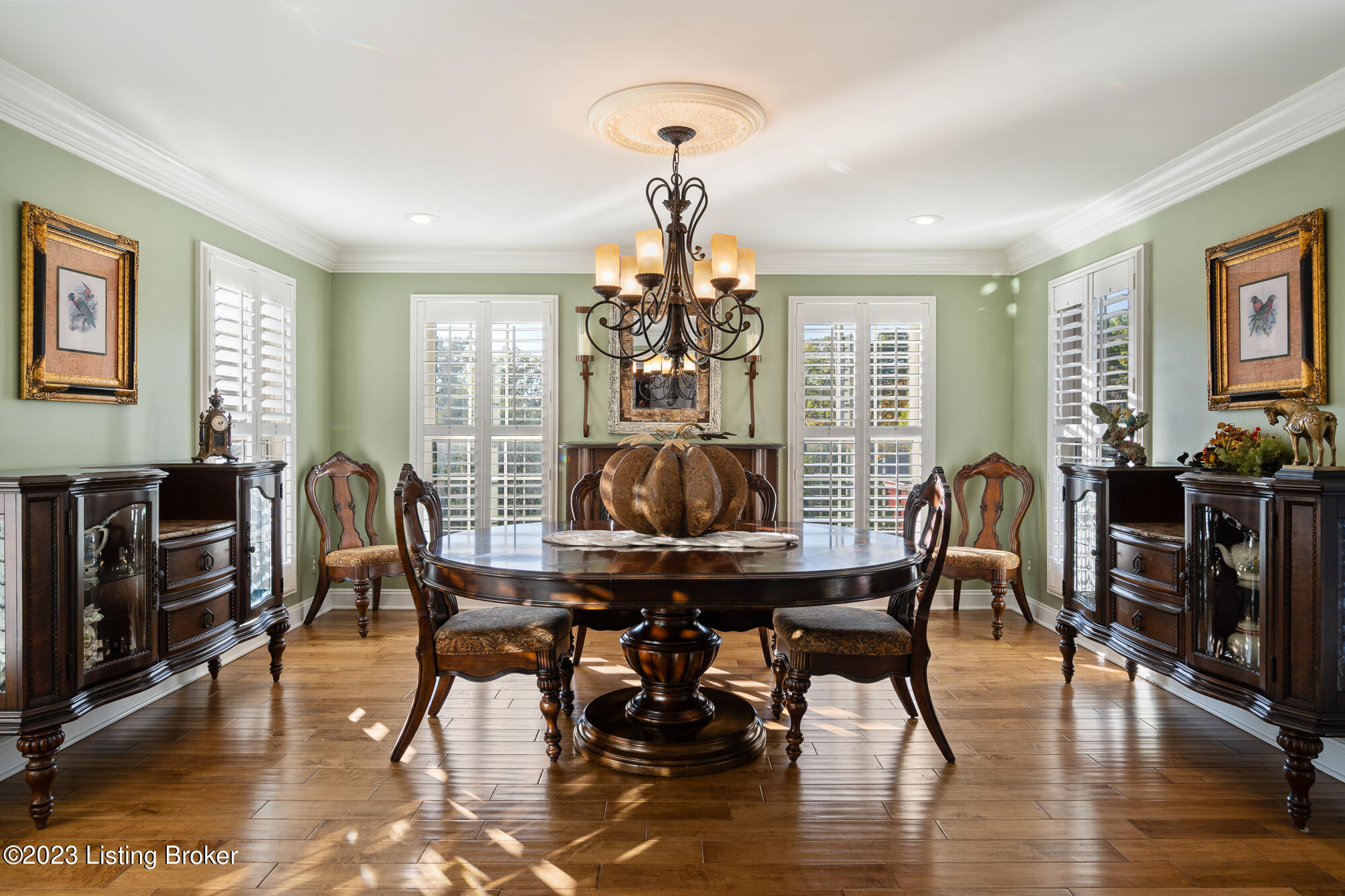 La Grange, Kentucky, 40031, United States, 5 Bedrooms Bedrooms, ,3 BathroomsBathrooms,Residential,For Sale,1793584
