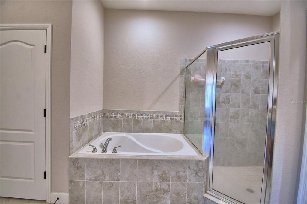 Lakeland, Florida, 33813, United States, 4 Bedrooms Bedrooms, ,3 BathroomsBathrooms,Residential,For Sale,1777756
