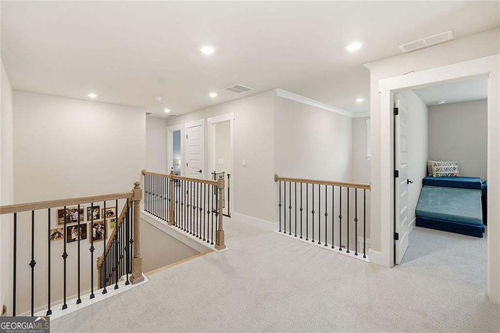 Woodstock, Georgia, 30188, United States, 5 Bedrooms Bedrooms, ,3 BathroomsBathrooms,Residential,For Sale,2006573