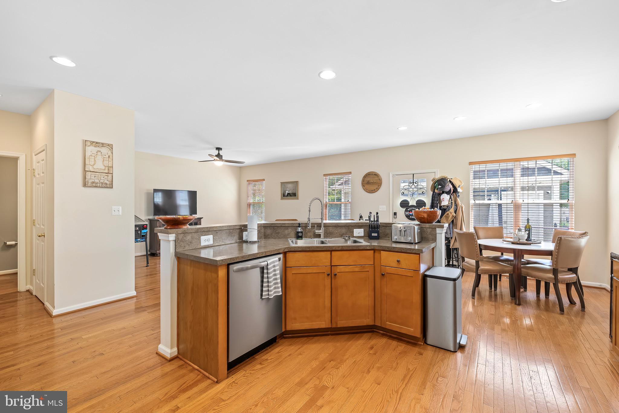 Fredericksburg, Virginia, 22401, United States, 4 Bedrooms Bedrooms, ,3 BathroomsBathrooms,Residential,For Sale,1927821