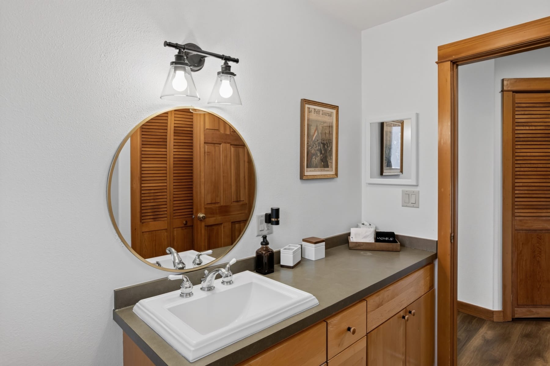  407 HUSKEY RD Mosier, OR 97040 - 物件實景