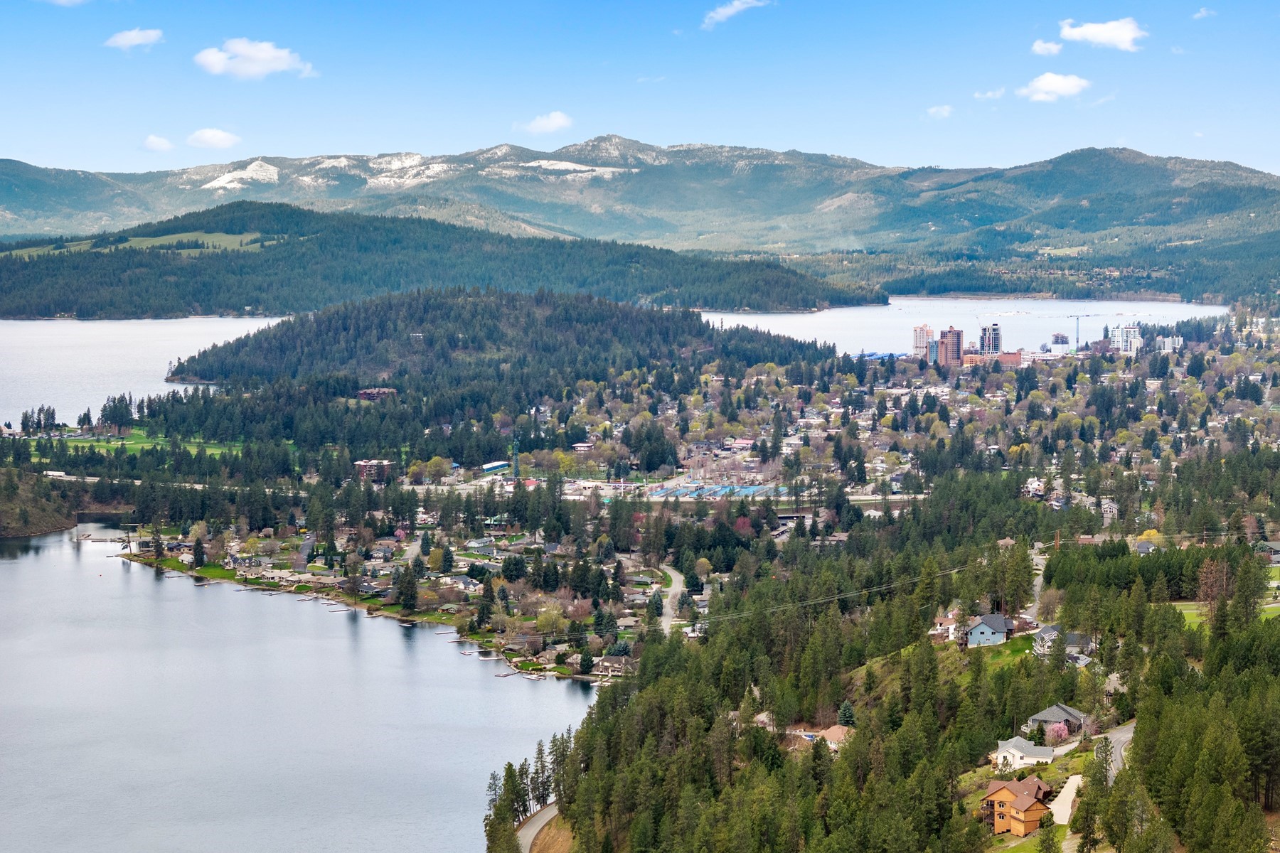  Fernan Hill Home with Amazing Lake Views - 物件實景