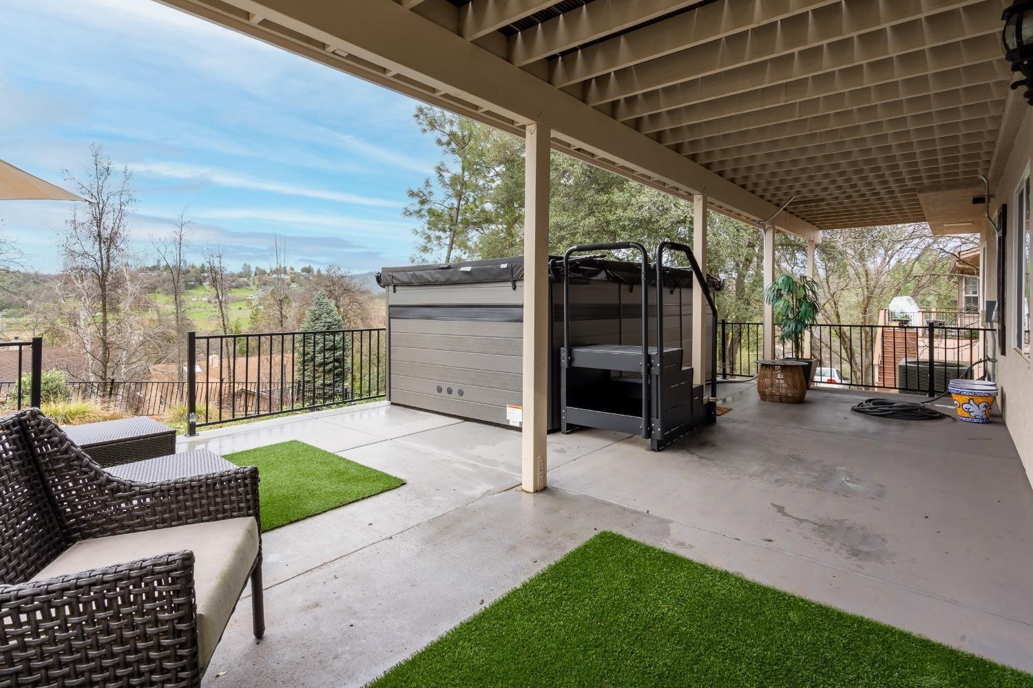 Auburn, California, 95602, United States, 4 Bedrooms Bedrooms, ,3 BathroomsBathrooms,Residential,For Sale,2015913