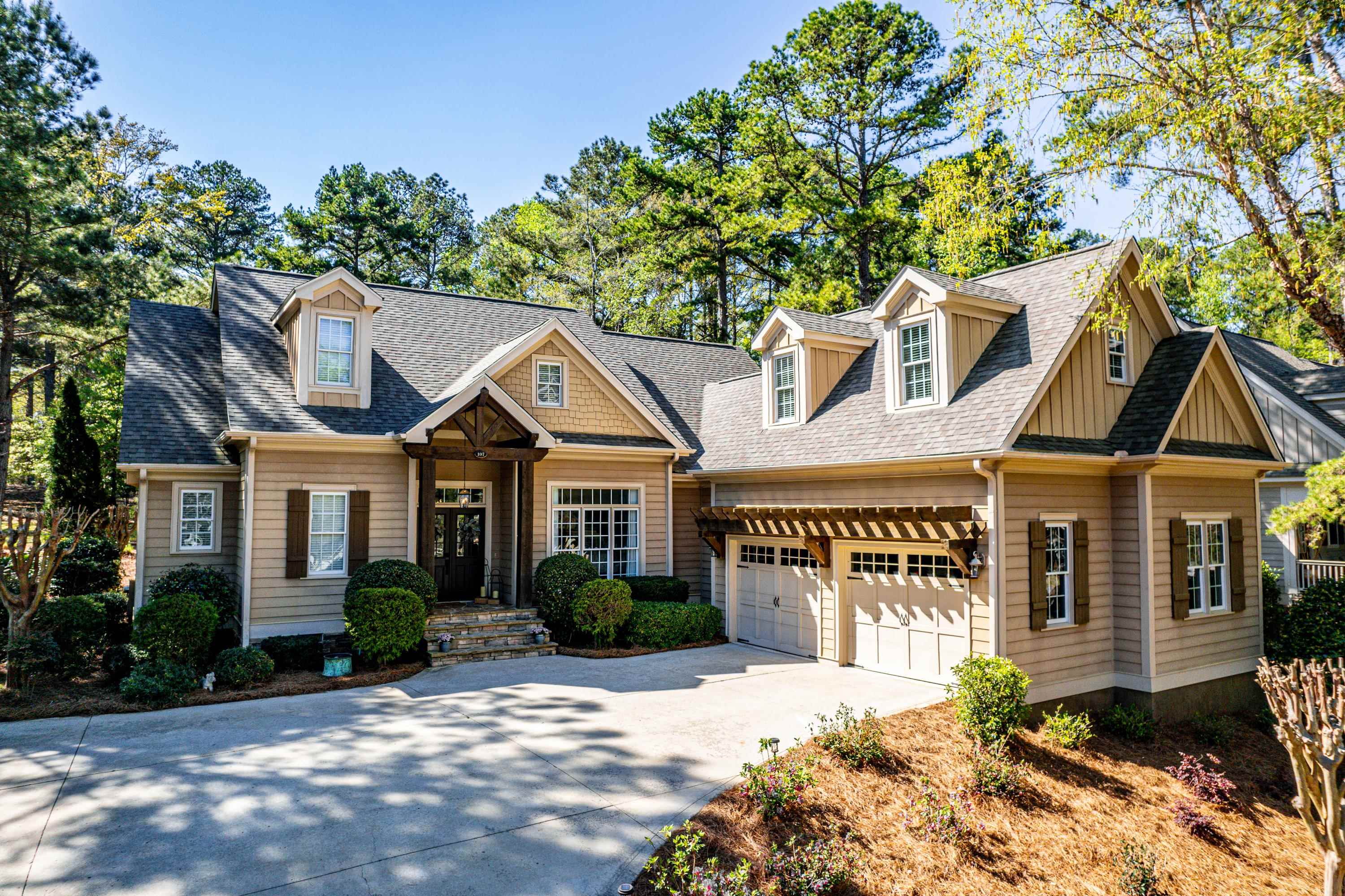 Eatonton, Georgia, 31024, United States, 3 Bedrooms Bedrooms, ,4 BathroomsBathrooms,Residential,For Sale,1885439
