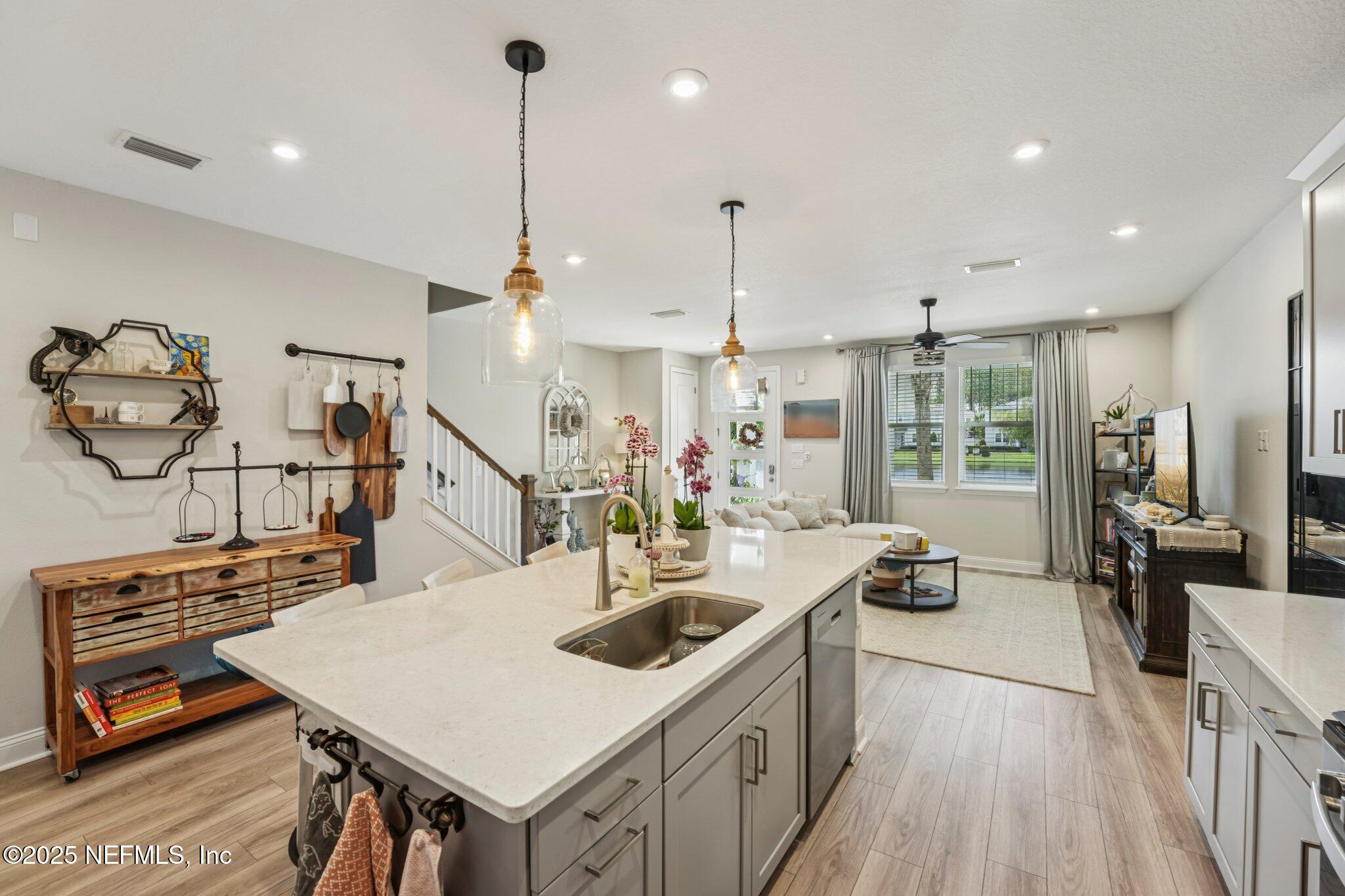 Jacksonville, Florida, 32224, United States, 3 Bedrooms Bedrooms, ,3 BathroomsBathrooms,Residential,For Sale,1917775