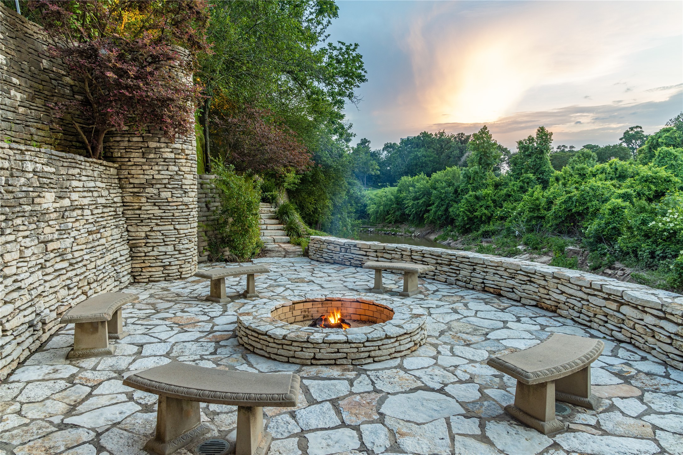 Houston, Texas, 77024, United States, 8 Bedrooms Bedrooms, ,13 BathroomsBathrooms,Residential,For Sale,1956582